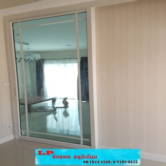 กระจกกั้นห้องราคาถูก - ร้านลัทธพล อลูมิเนียม - กั้นห้องกระจกราคาถูก  กระจกกั้นห้อง  กระจกกั้นห้องราคาถูก บางใหญ่  กระจกกั้นห้องนอน  กระจกกั้นห้องน้ำ  กั้นห้องกระจกติดแอร์  กั้นห้องด้วยกระจก  กระจกติดผนัง 